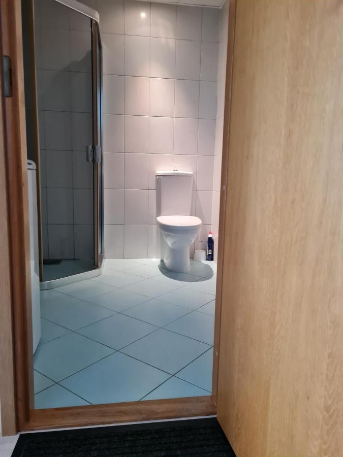 Cozy One Bedroom Apartment In City Center Tallinn Luaran gambar