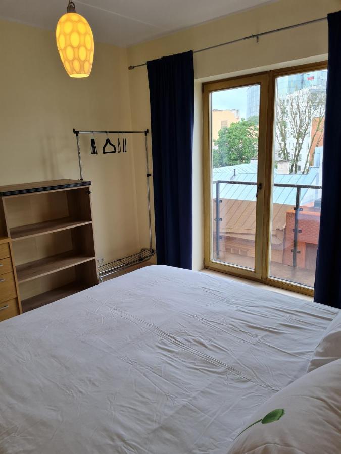 Cozy One Bedroom Apartment In City Center Tallinn Luaran gambar