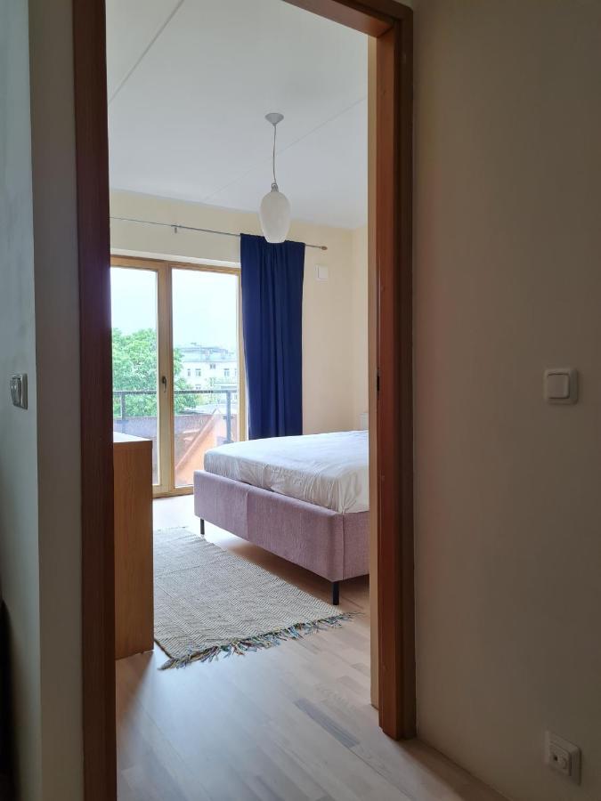 Cozy One Bedroom Apartment In City Center Tallinn Luaran gambar