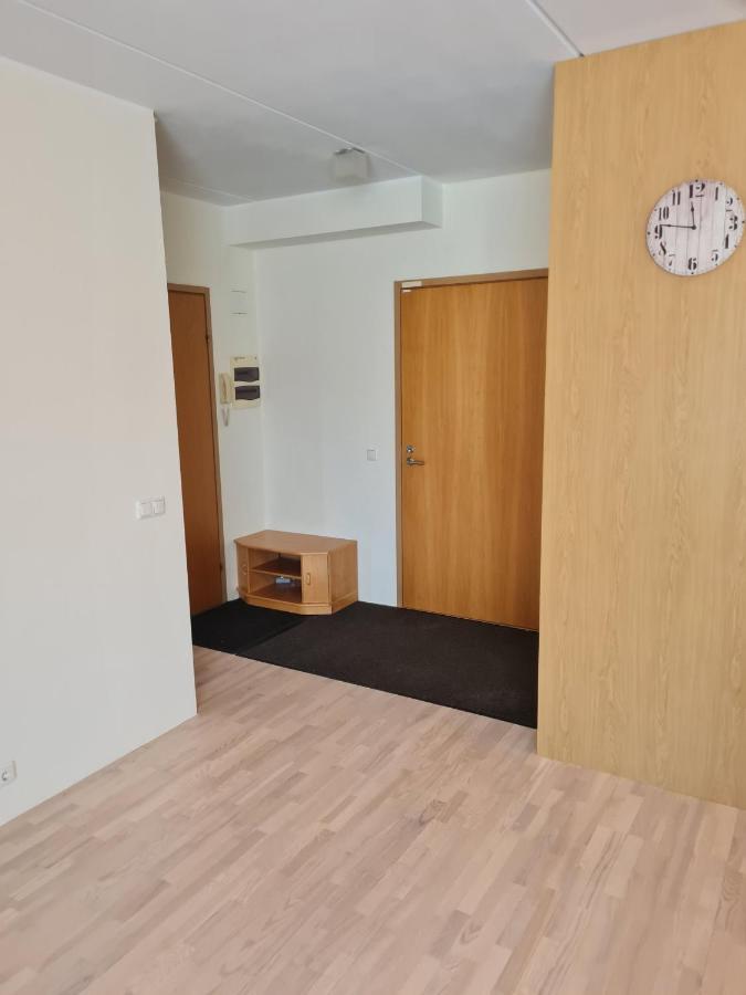 Cozy One Bedroom Apartment In City Center Tallinn Luaran gambar